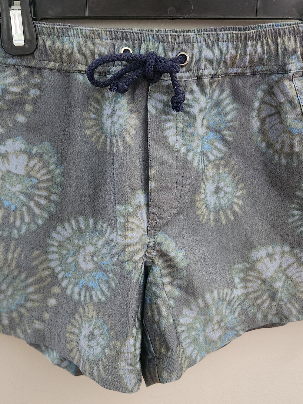 Toad&Co Women's XS Water Friendly Athletic Gray Firework Shorts